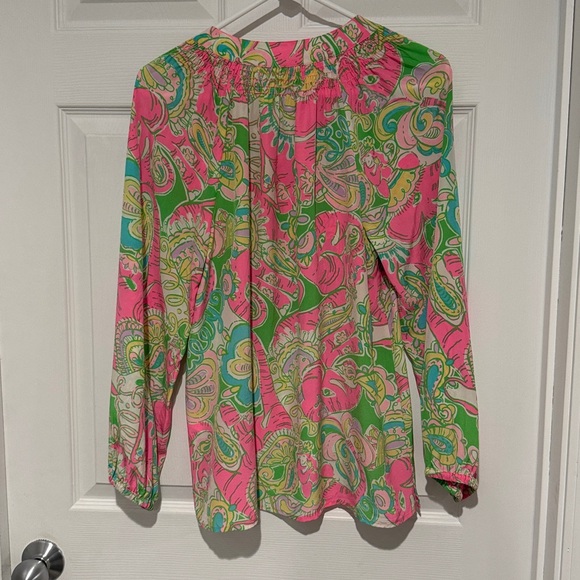 Lilly Pulitzer vibrant blouse Colorful Paisley Blouse - Picture 9 of 12